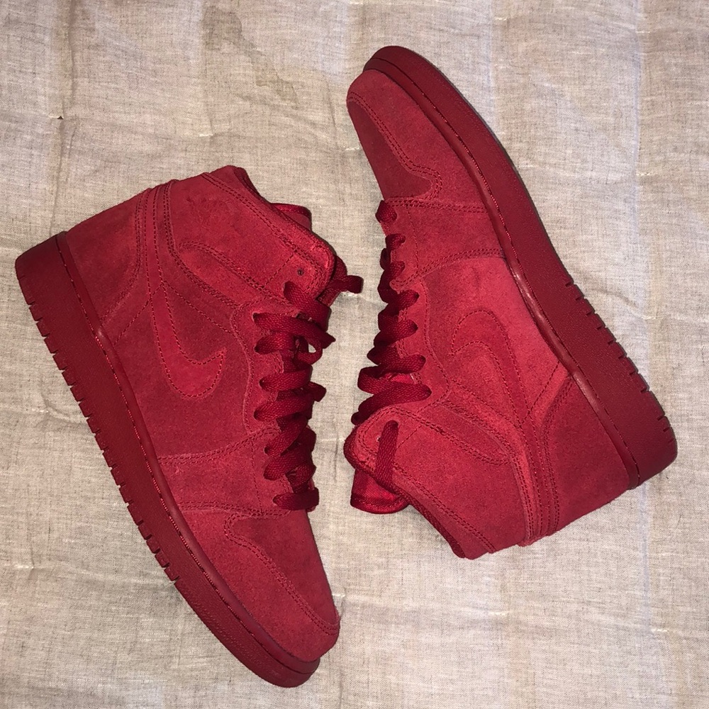 Nike Jordan 1’s - Red Suede